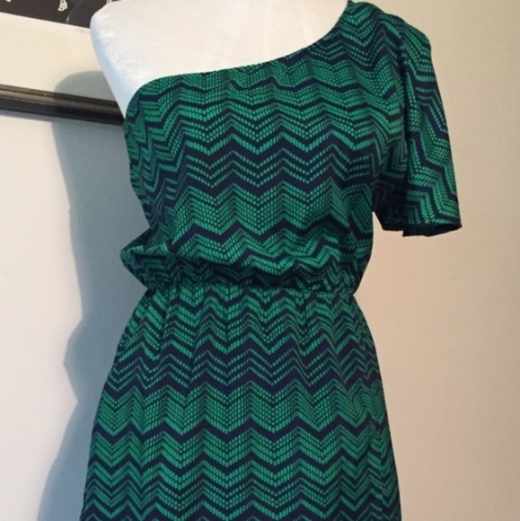 Brand new one shoulder dress - Picture 2 of 4